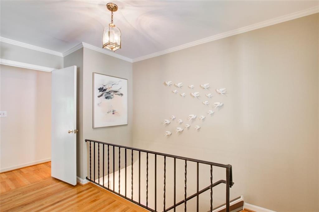 450 Heritage Way, Sandy Springs, Georgia 30328, 3 Bedrooms Bedrooms, ,2 BathroomsBathrooms,Residential,Sold,450 Heritage Way,7270604