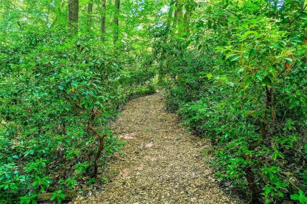 450 Heritage Way, Sandy Springs, Georgia 30328, 3 Bedrooms Bedrooms, ,2 BathroomsBathrooms,Residential,Sold,450 Heritage Way,7270604