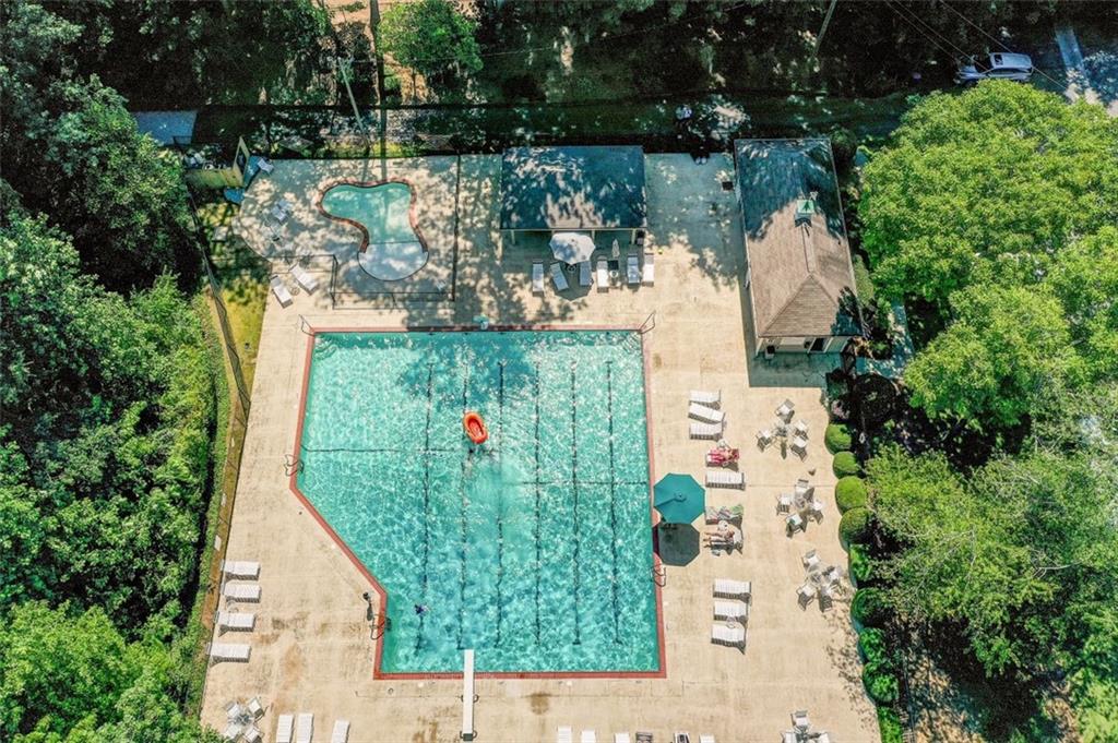 450 Heritage Way, Sandy Springs, Georgia 30328, 3 Bedrooms Bedrooms, ,2 BathroomsBathrooms,Residential,Sold,450 Heritage Way,7270604