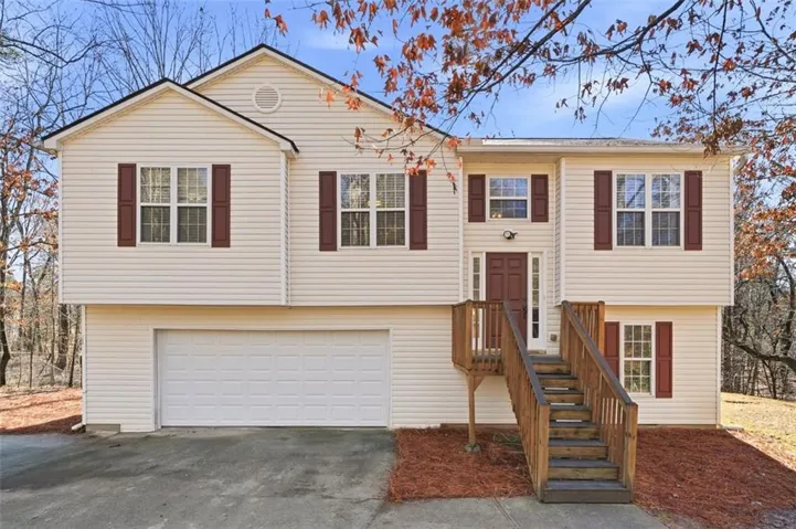 8675 Bayhill Drive, Gainesville, Georgia 30506