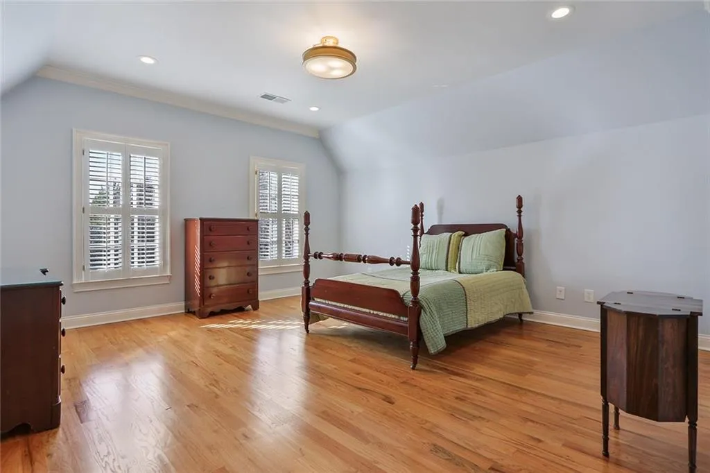 285 Forrest Lake Drive, Sandy Springs, Georgia 30327, 5 Bedrooms Bedrooms, ,7 BathroomsBathrooms,Residential,Sold,285 Forrest Lake Drive,6990235