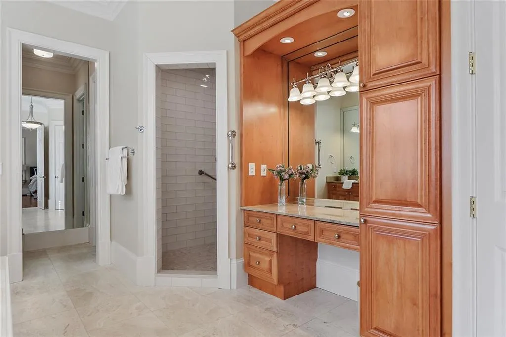 285 Forrest Lake Drive, Sandy Springs, Georgia 30327, 5 Bedrooms Bedrooms, ,7 BathroomsBathrooms,Residential,Sold,285 Forrest Lake Drive,6990235