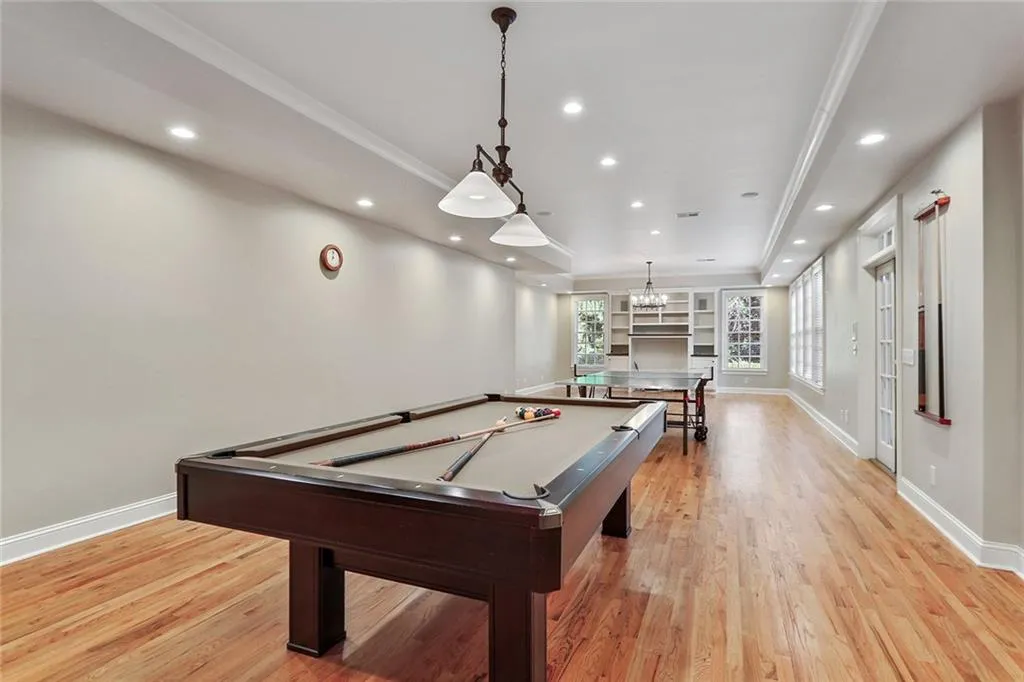 285 Forrest Lake Drive, Sandy Springs, Georgia 30327, 5 Bedrooms Bedrooms, ,7 BathroomsBathrooms,Residential,Sold,285 Forrest Lake Drive,6990235