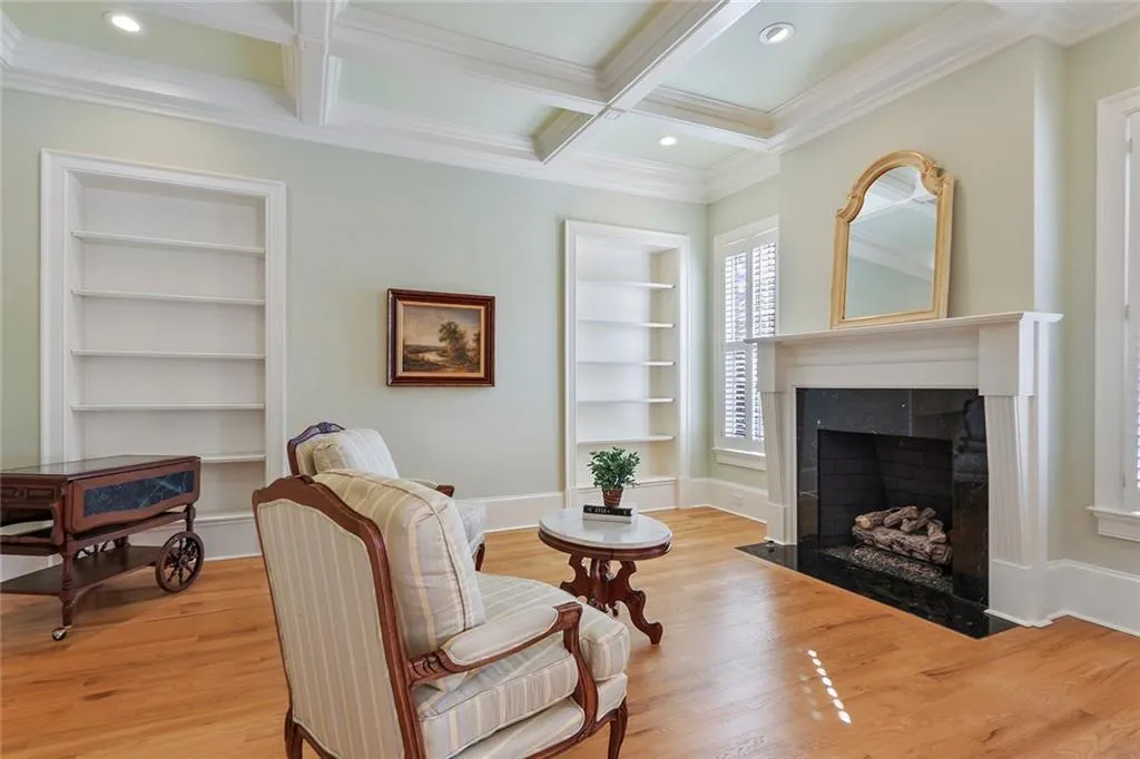 285 Forrest Lake Drive, Sandy Springs, Georgia 30327, 5 Bedrooms Bedrooms, ,7 BathroomsBathrooms,Residential,Sold,285 Forrest Lake Drive,6990235