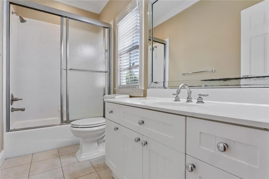 285 Forrest Lake Drive, Sandy Springs, Georgia 30327, 5 Bedrooms Bedrooms, ,7 BathroomsBathrooms,Residential,Sold,285 Forrest Lake Drive,6990235