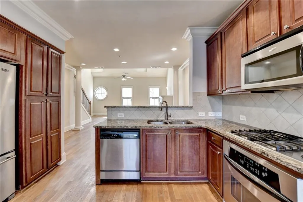 6444 Chariot Street, Atlanta, Georgia 30328, 3 Bedrooms Bedrooms, ,3 BathroomsBathrooms,Residential,Sold,6444 Chariot Street,7536474