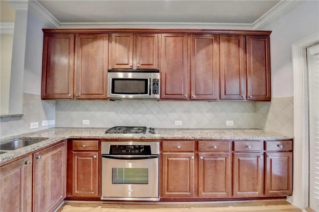 6444 Chariot Street, Atlanta, Georgia 30328, 3 Bedrooms Bedrooms, ,3 BathroomsBathrooms,Residential,Sold,6444 Chariot Street,7536474