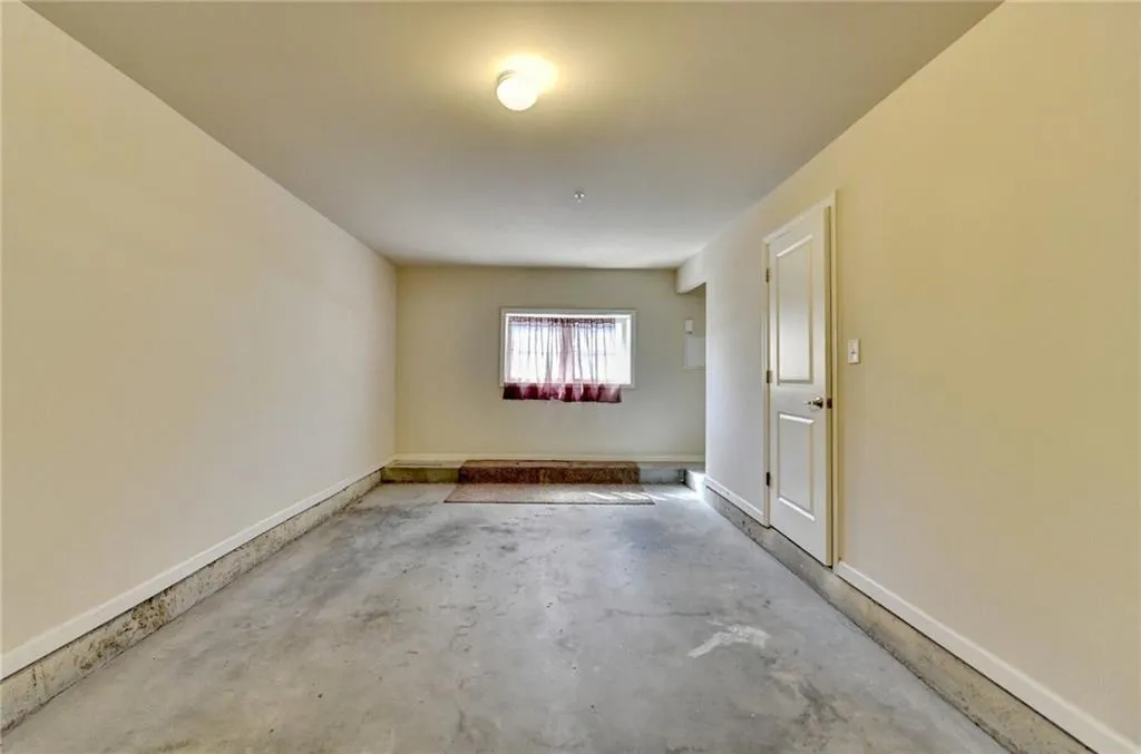 6444 Chariot Street, Atlanta, Georgia 30328, 3 Bedrooms Bedrooms, ,3 BathroomsBathrooms,Residential,Sold,6444 Chariot Street,7536474