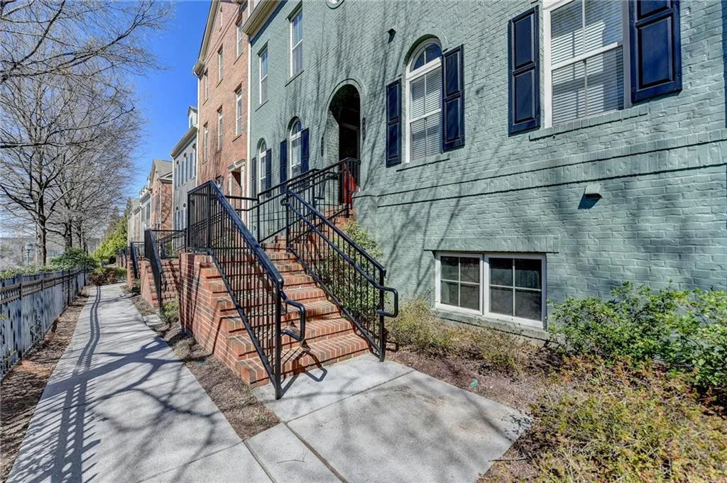 6444 Chariot Street, Atlanta, Georgia 30328, 3 Bedrooms Bedrooms, ,3 BathroomsBathrooms,Residential,Sold,6444 Chariot Street,7536474
