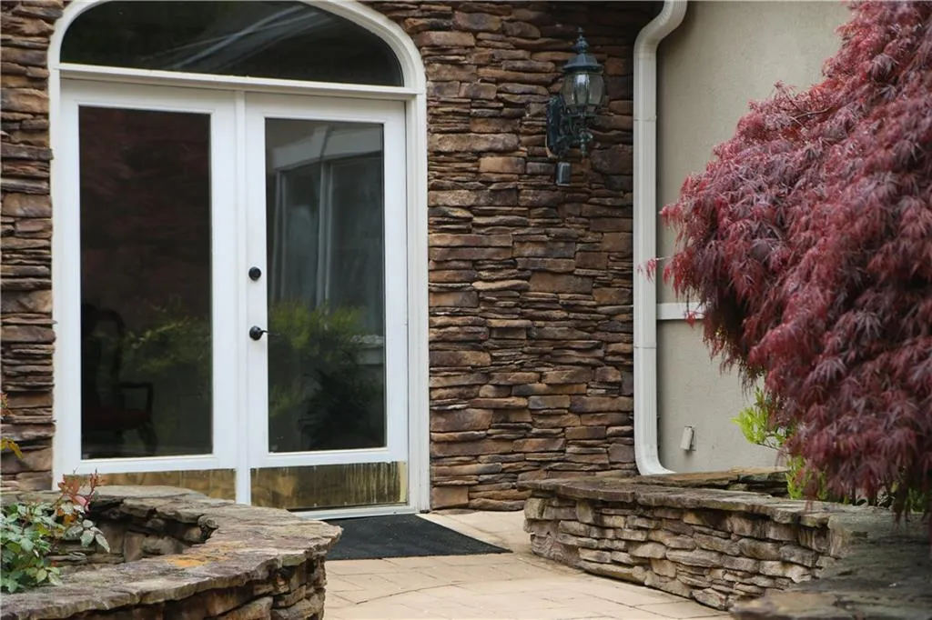 2007 Wingate Way Unit 2207, Atlanta, Georgia 30350, 1 Bedroom Bedrooms, ,1 BathroomBathrooms,Residential,Sold,2007 Wingate Way Unit 2207,5992488