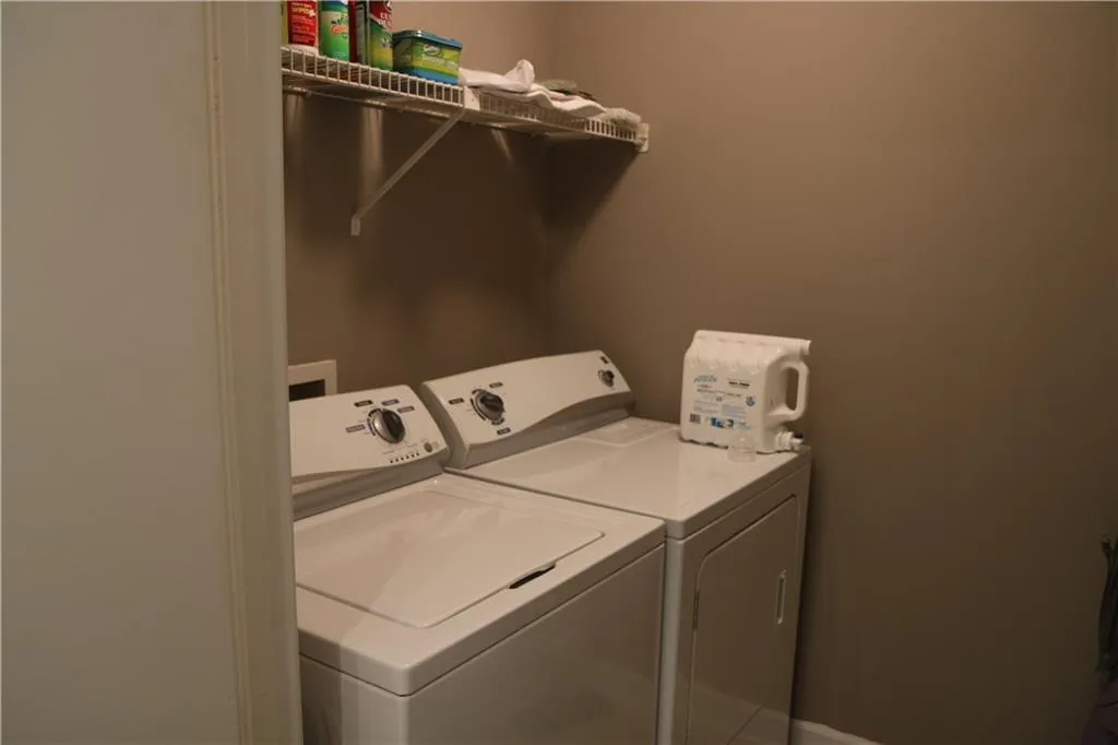 2007 Wingate Way Unit 2207, Atlanta, Georgia 30350, 1 Bedroom Bedrooms, ,1 BathroomBathrooms,Residential,Sold,2007 Wingate Way Unit 2207,5992488