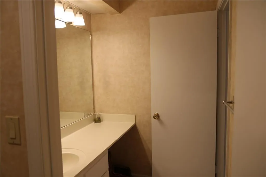 2007 Wingate Way Unit 2207, Atlanta, Georgia 30350, 1 Bedroom Bedrooms, ,1 BathroomBathrooms,Residential,Sold,2007 Wingate Way Unit 2207,5992488