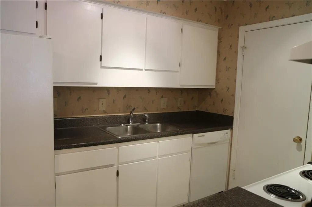 2007 Wingate Way Unit 2207, Atlanta, Georgia 30350, 1 Bedroom Bedrooms, ,1 BathroomBathrooms,Residential,Sold,2007 Wingate Way Unit 2207,5992488