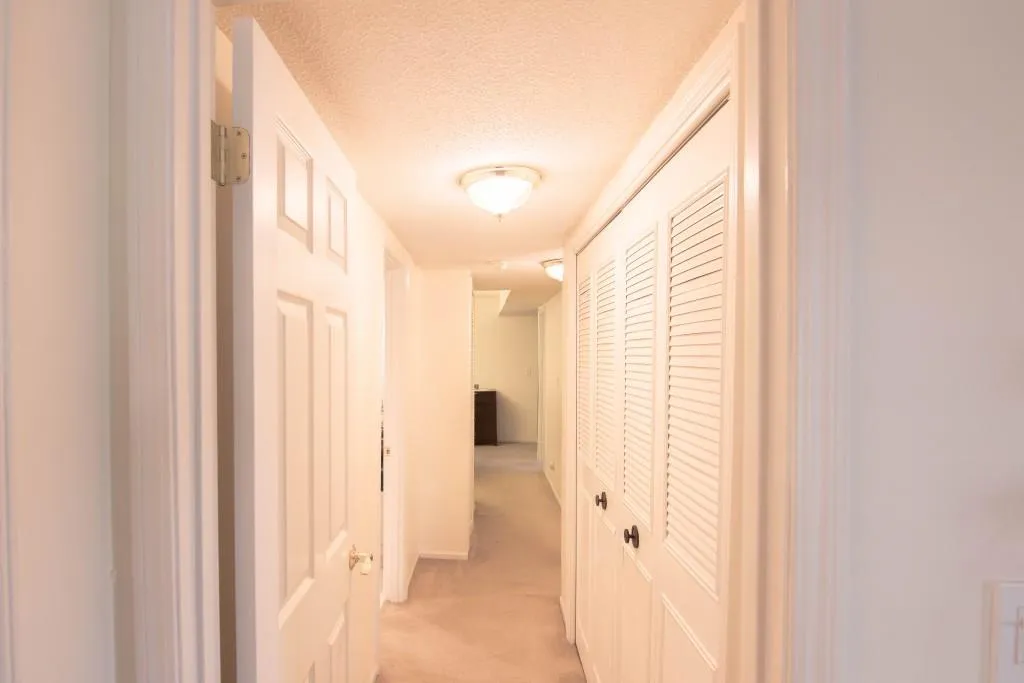 6851 Roswell Road Unit Q-10, Sandy Springs, Georgia 30328, 3 Bedrooms Bedrooms, ,2 BathroomsBathrooms,Residential,Sold,6851 Roswell Road Unit Q-10,5991243