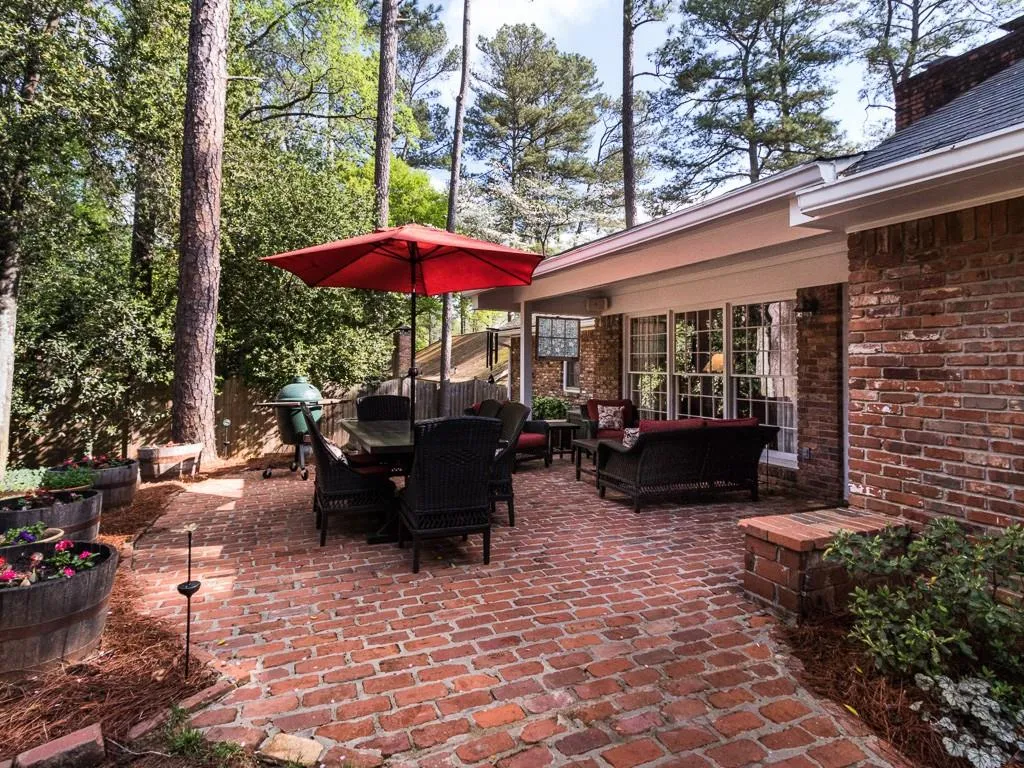 4530 Jolyn Place, Sandy Springs, Georgia 30342, 2 Bedrooms Bedrooms, ,2 BathroomsBathrooms,Residential,Sold,4530 Jolyn Place,5666868