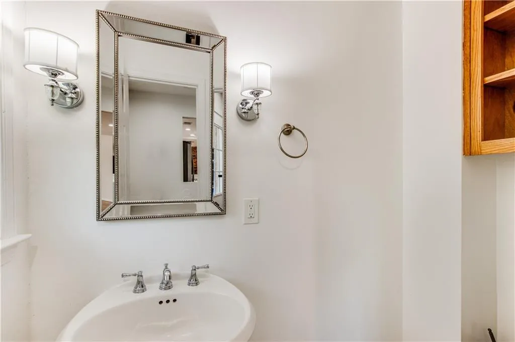 635 Londonberry Road Nw, Sandy Springs, Georgia 30327, 4 Bedrooms Bedrooms, ,3 BathroomsBathrooms,Residential,Sold,635 Londonberry Road Nw,7183628