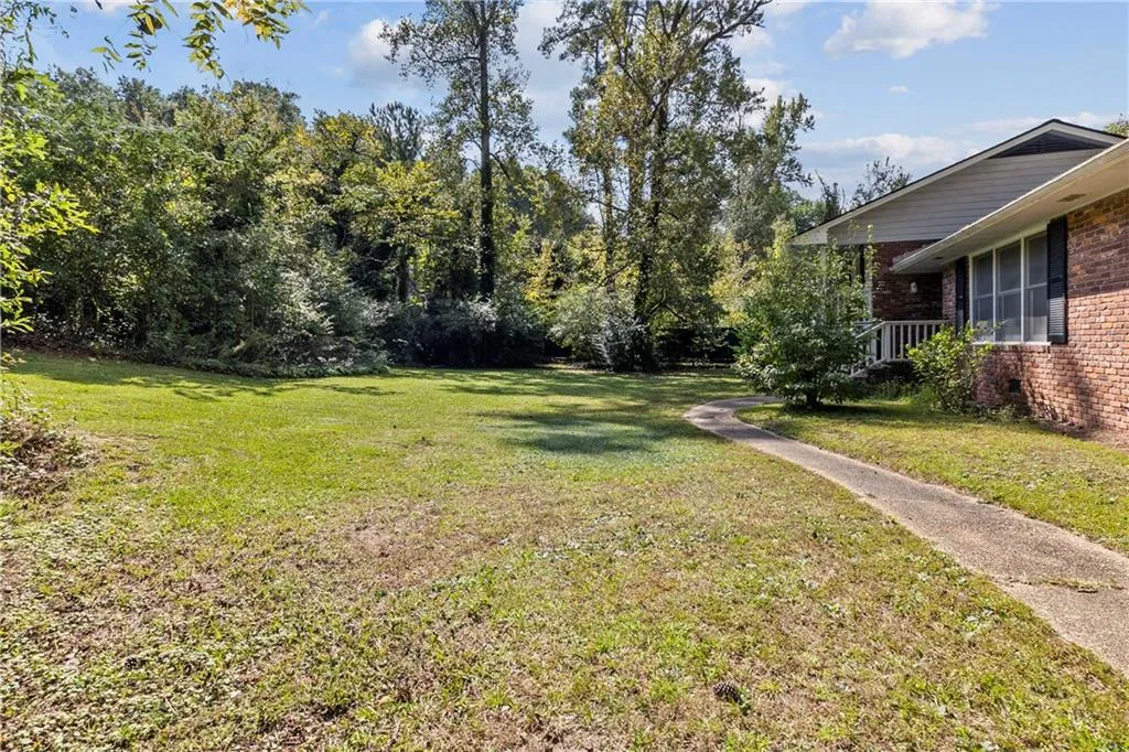 635 Londonberry Road Nw, Sandy Springs, Georgia 30327, 4 Bedrooms Bedrooms, ,3 BathroomsBathrooms,Residential,Sold,635 Londonberry Road Nw,7183628