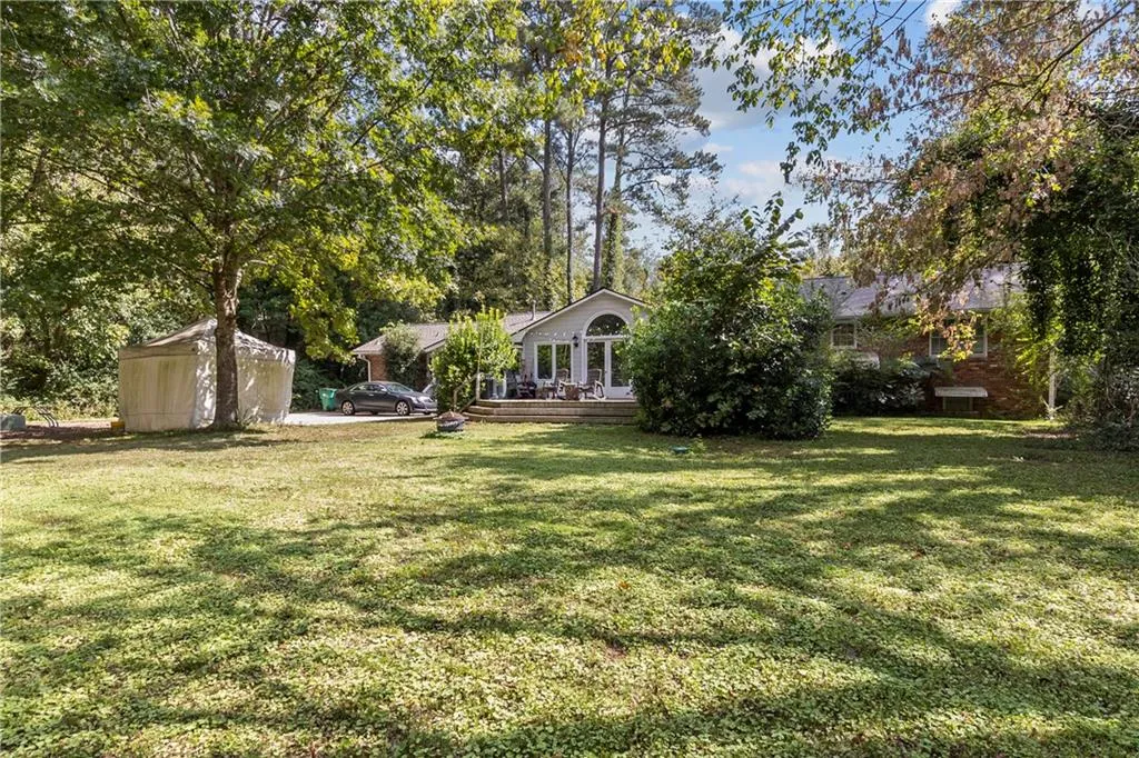 635 Londonberry Road Nw, Sandy Springs, Georgia 30327, 4 Bedrooms Bedrooms, ,3 BathroomsBathrooms,Residential,Sold,635 Londonberry Road Nw,7183628