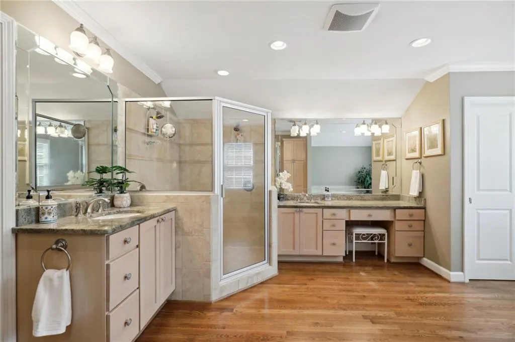6160 Rivercliffe Drive, Sandy Springs, Georgia 30328, 6 Bedrooms Bedrooms, ,4 BathroomsBathrooms,Residential,Sold,6160 Rivercliffe Drive,7049446