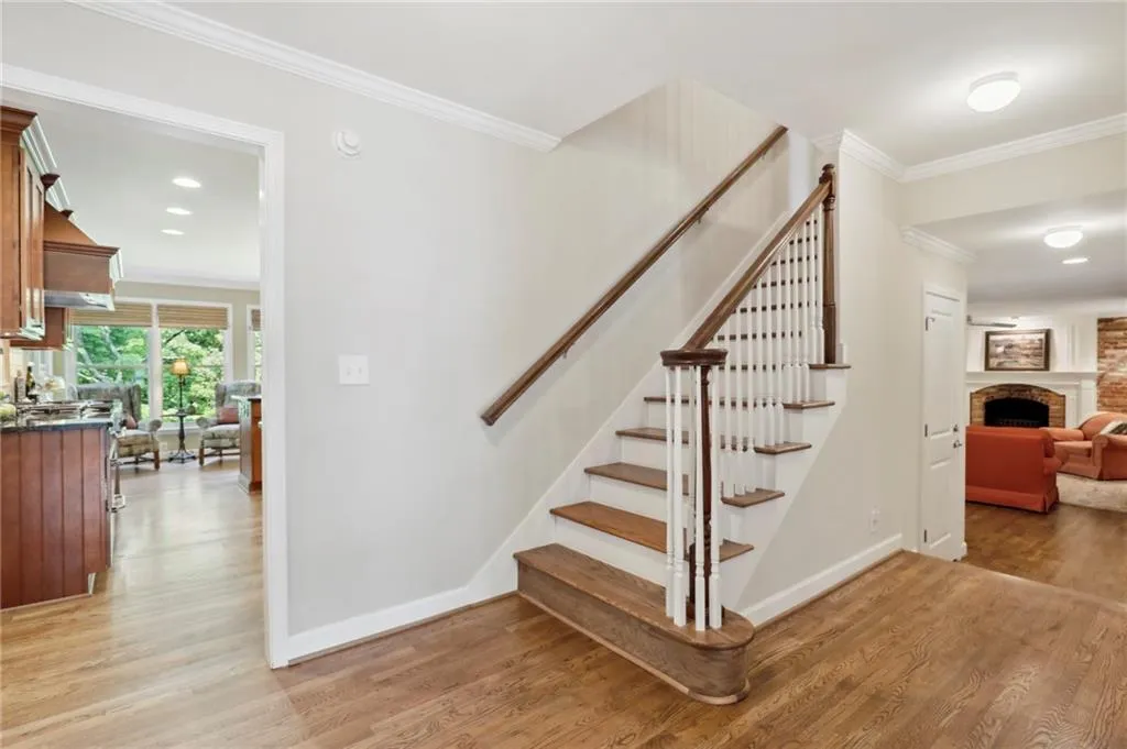 6160 Rivercliffe Drive, Sandy Springs, Georgia 30328, 6 Bedrooms Bedrooms, ,4 BathroomsBathrooms,Residential,Sold,6160 Rivercliffe Drive,7049446