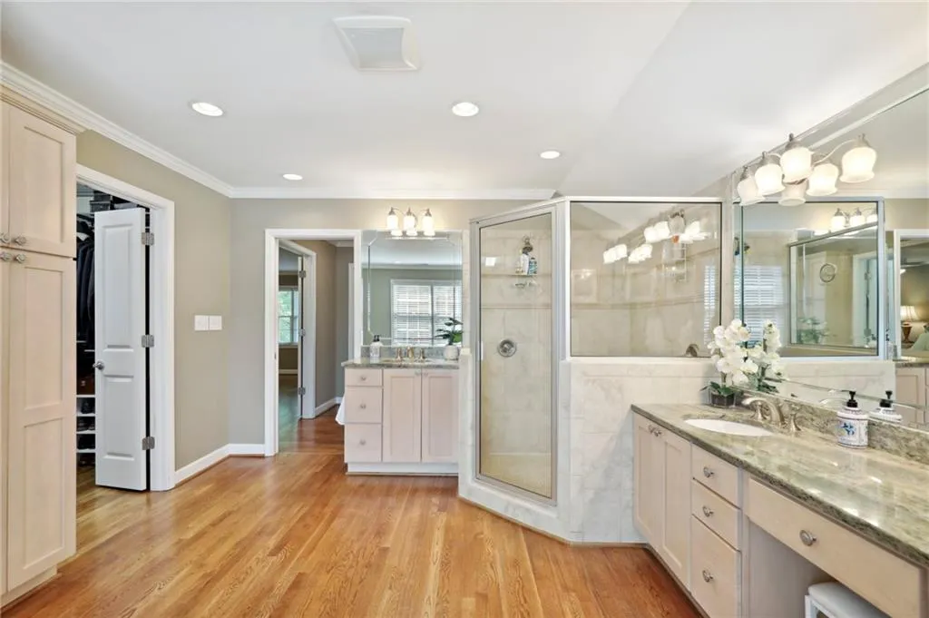 6160 Rivercliffe Drive, Sandy Springs, Georgia 30328, 6 Bedrooms Bedrooms, ,4 BathroomsBathrooms,Residential,Sold,6160 Rivercliffe Drive,7049446