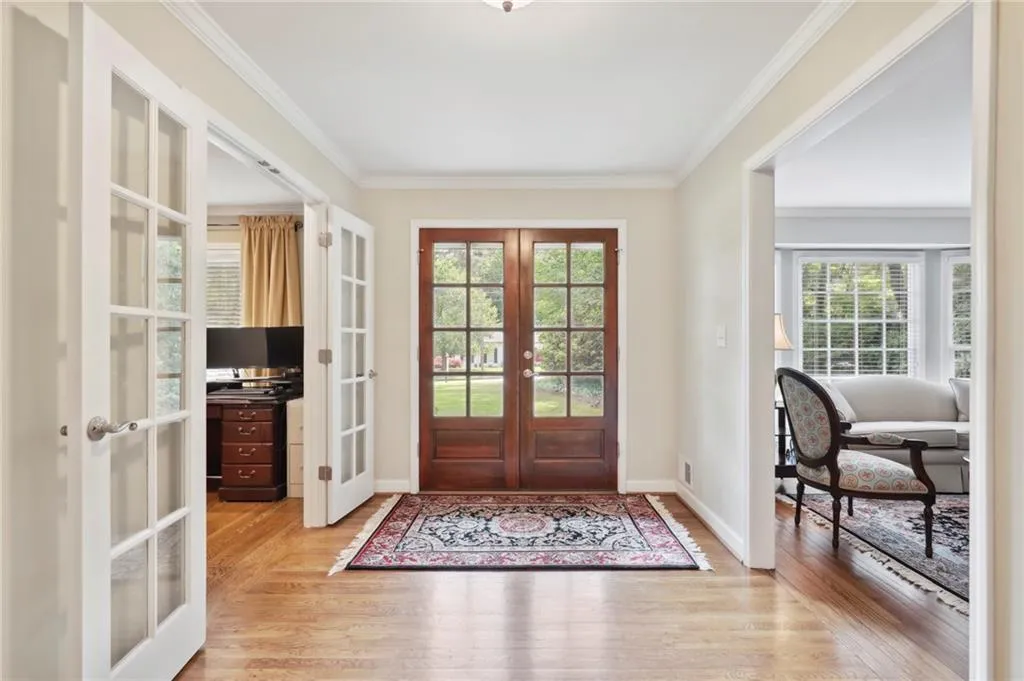 6160 Rivercliffe Drive, Sandy Springs, Georgia 30328, 6 Bedrooms Bedrooms, ,4 BathroomsBathrooms,Residential,Sold,6160 Rivercliffe Drive,7049446