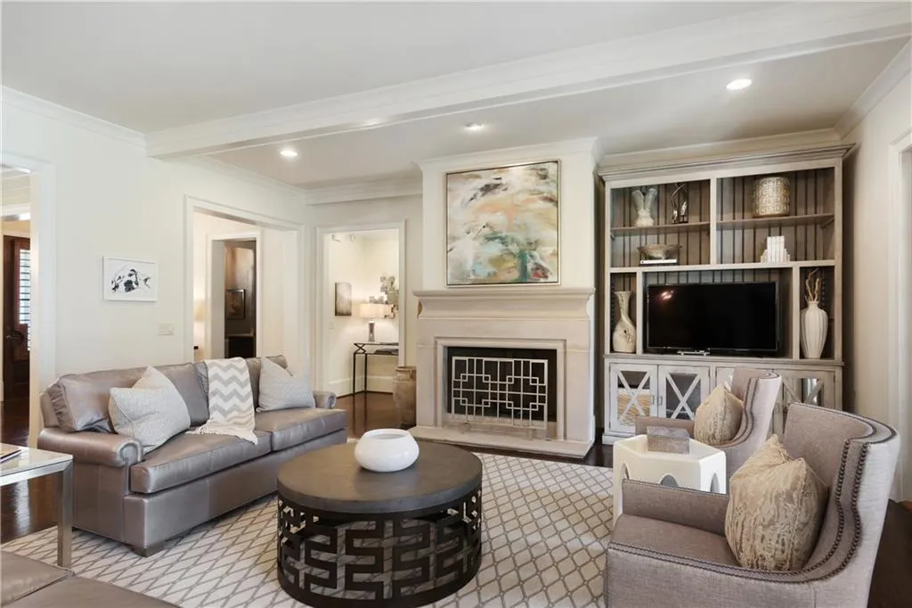 744 Moores Mill Road Nw, Atlanta, Georgia 30327, 5 Bedrooms Bedrooms, ,5 BathroomsBathrooms,Residential,Sold,744 Moores Mill Road Nw,5988857
