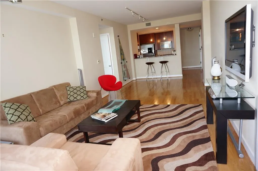3338 Peachtree Road Ne Unit 1703, Atlanta, Georgia 30326, 1 Bedroom Bedrooms, ,1 BathroomBathrooms,Residential,Sold,3338 Peachtree Road Ne Unit 1703,5821832
