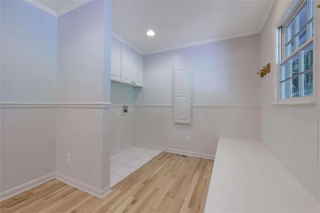 325 Hunters Glen Court Ne, Sandy Springs, Georgia 30328, 4 Bedrooms Bedrooms, ,3 BathroomsBathrooms,Residential,Sold,325 Hunters Glen Court Ne,6916098