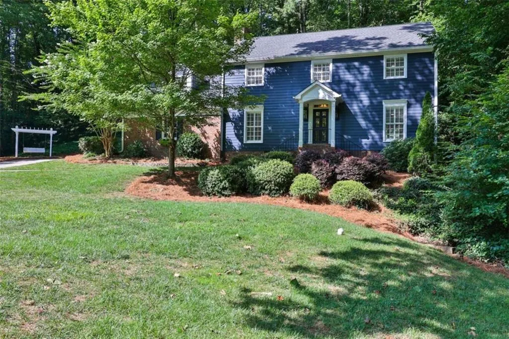 325 Hunters Glen Court Ne, Sandy Springs, Georgia 30328, 4 Bedrooms Bedrooms, ,3 BathroomsBathrooms,Residential,Sold,325 Hunters Glen Court Ne,6916098