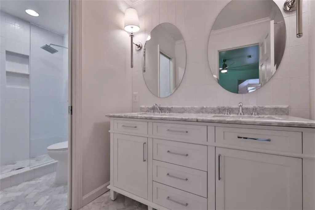 325 Hunters Glen Court Ne, Sandy Springs, Georgia 30328, 4 Bedrooms Bedrooms, ,3 BathroomsBathrooms,Residential,Sold,325 Hunters Glen Court Ne,6916098