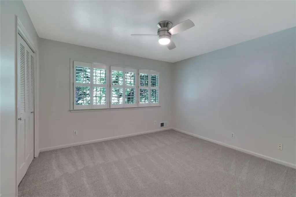 325 Hunters Glen Court Ne, Sandy Springs, Georgia 30328, 4 Bedrooms Bedrooms, ,3 BathroomsBathrooms,Residential,Sold,325 Hunters Glen Court Ne,6916098