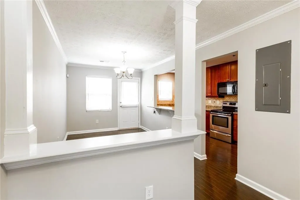 125 N River Drive Unit B, Sandy Springs, Georgia 30350, 2 Bedrooms Bedrooms, ,2 BathroomsBathrooms,Residential,Sold,125 N River Drive Unit B,6836964