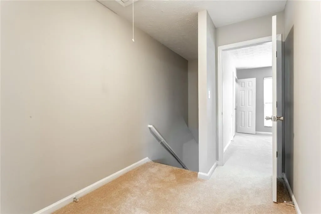 125 N River Drive Unit B, Sandy Springs, Georgia 30350, 2 Bedrooms Bedrooms, ,2 BathroomsBathrooms,Residential,Sold,125 N River Drive Unit B,6836964