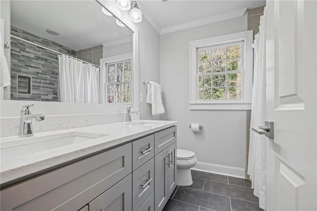 60 Brandon Ridge Drive, Sandy Springs, Georgia 30328, 5 Bedrooms Bedrooms, ,3 BathroomsBathrooms,Residential,Sold,60 Brandon Ridge Drive,7547616