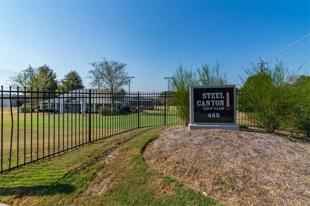 60 Brandon Ridge Drive, Sandy Springs, Georgia 30328, 5 Bedrooms Bedrooms, ,3 BathroomsBathrooms,Residential,Sold,60 Brandon Ridge Drive,7547616