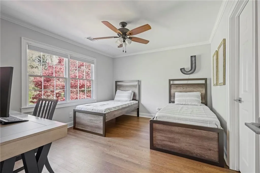 60 Brandon Ridge Drive, Sandy Springs, Georgia 30328, 5 Bedrooms Bedrooms, ,3 BathroomsBathrooms,Residential,Sold,60 Brandon Ridge Drive,7547616