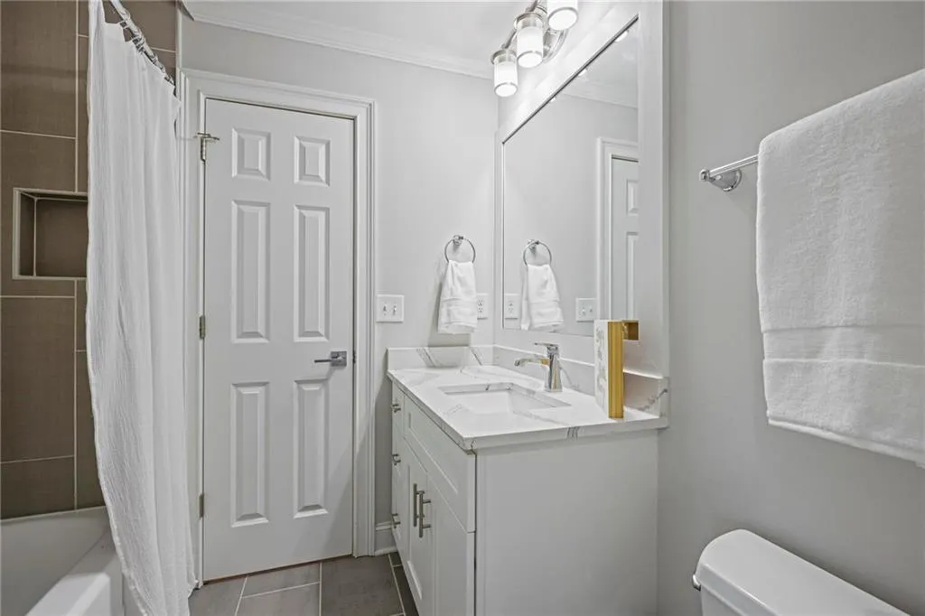 60 Brandon Ridge Drive, Sandy Springs, Georgia 30328, 5 Bedrooms Bedrooms, ,3 BathroomsBathrooms,Residential,Sold,60 Brandon Ridge Drive,7547616