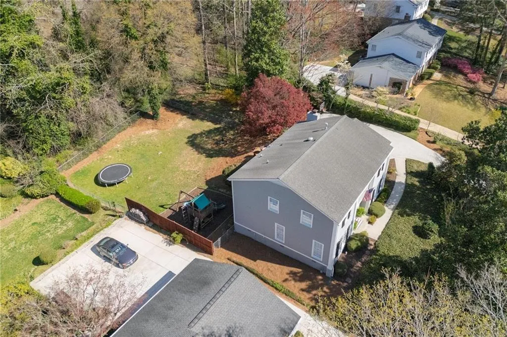 60 Brandon Ridge Drive, Sandy Springs, Georgia 30328, 5 Bedrooms Bedrooms, ,3 BathroomsBathrooms,Residential,Sold,60 Brandon Ridge Drive,7547616