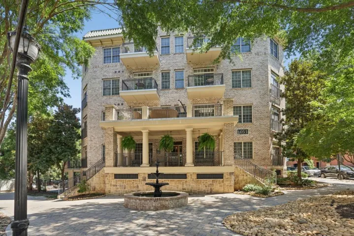 Stunning Midtown Condo with Rare Direct Access to Piedmont Park!