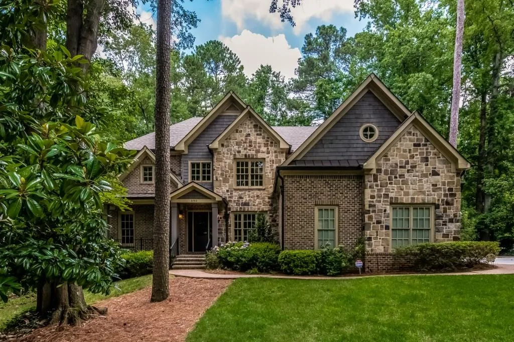 590 Windsor Parkway, Sandy Springs, Georgia 30342, 5 Bedrooms Bedrooms, ,5 BathroomsBathrooms,Residential,Sold,590 Windsor Parkway,5941435