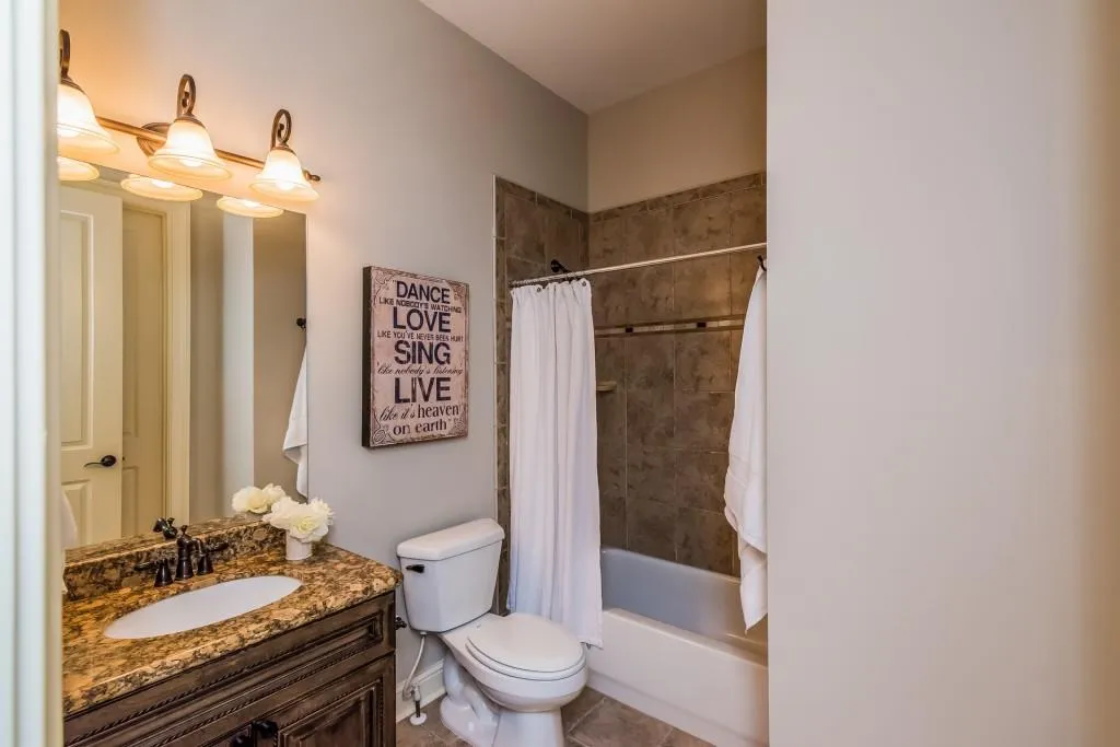 590 Windsor Parkway, Sandy Springs, Georgia 30342, 5 Bedrooms Bedrooms, ,5 BathroomsBathrooms,Residential,Sold,590 Windsor Parkway,5941435