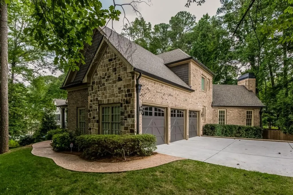 590 Windsor Parkway, Sandy Springs, Georgia 30342, 5 Bedrooms Bedrooms, ,5 BathroomsBathrooms,Residential,Sold,590 Windsor Parkway,5941435
