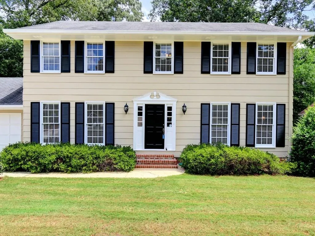 575 Wyncourtney Drive, Sandy Springs, Georgia 30328, 4 Bedrooms Bedrooms, ,2 BathroomsBathrooms,Residential,Sold,575 Wyncourtney Drive,5732575