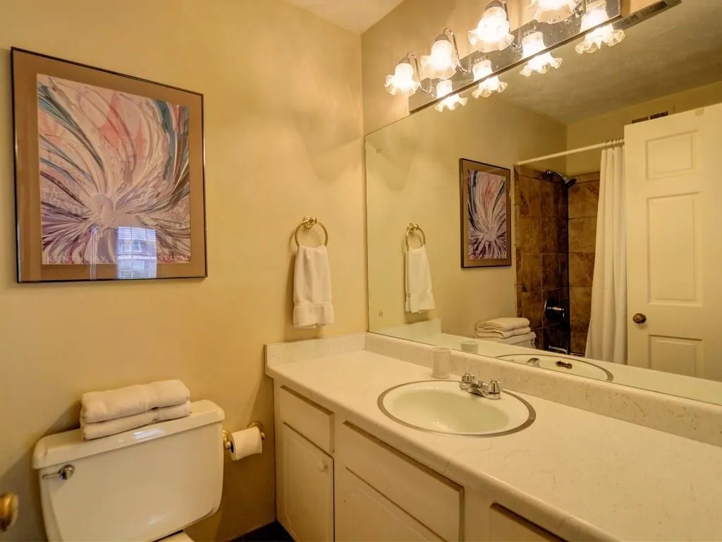 575 Wyncourtney Drive, Sandy Springs, Georgia 30328, 4 Bedrooms Bedrooms, ,2 BathroomsBathrooms,Residential,Sold,575 Wyncourtney Drive,5732575