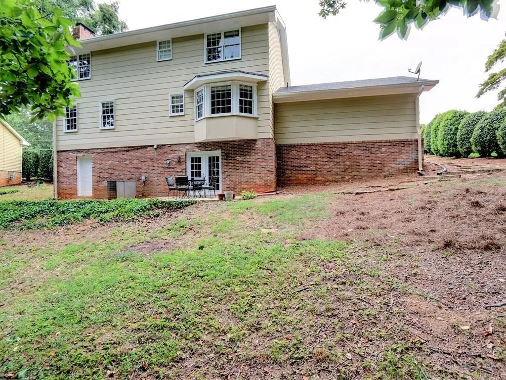 575 Wyncourtney Drive, Sandy Springs, Georgia 30328, 4 Bedrooms Bedrooms, ,2 BathroomsBathrooms,Residential,Sold,575 Wyncourtney Drive,5732575