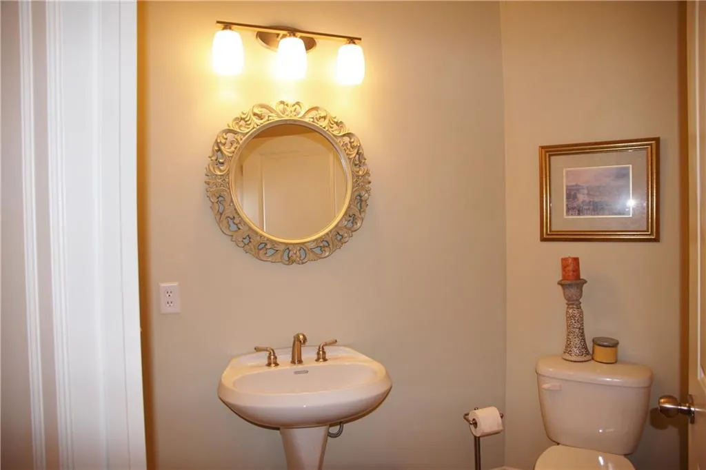 901 Abernathy Road Unit 3240, Sandy Springs, Georgia 30328, 3 Bedrooms Bedrooms, ,2 BathroomsBathrooms,Residential,Sold,901 Abernathy Road Unit 3240,5691382