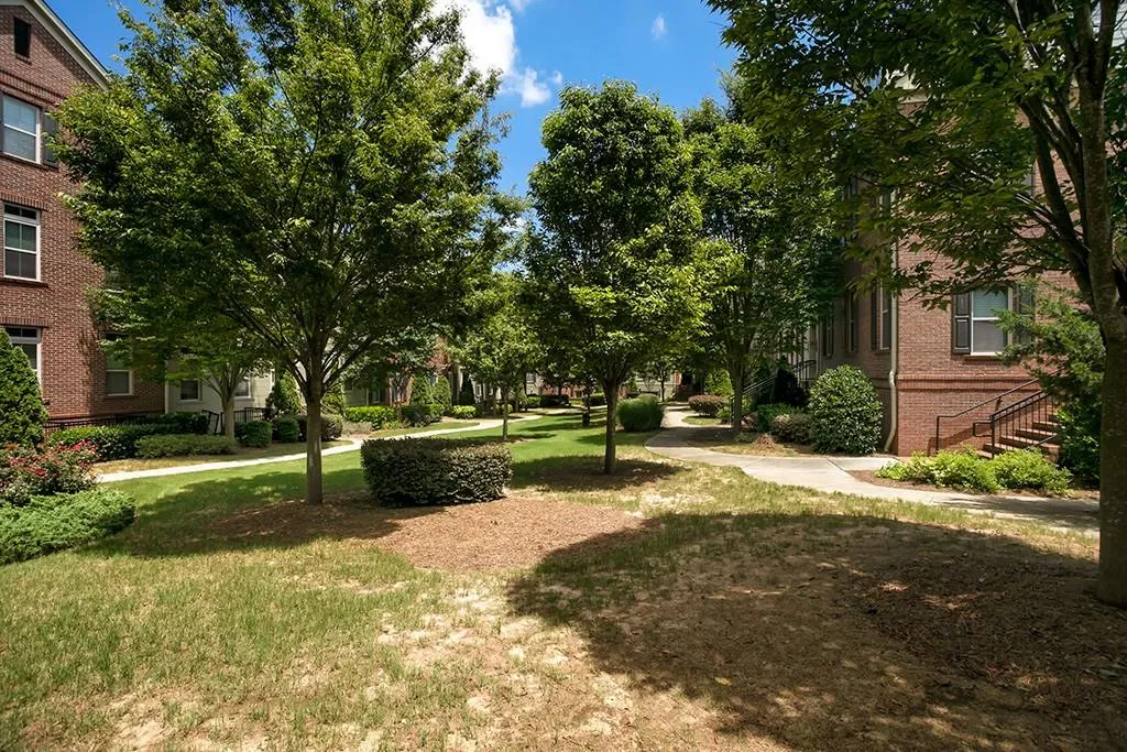 879 Perennial Drive Unit 112, Sandy Springs, Georgia 30328, 2 Bedrooms Bedrooms, ,2 BathroomsBathrooms,Residential,Sold,879 Perennial Drive Unit 112,6045405