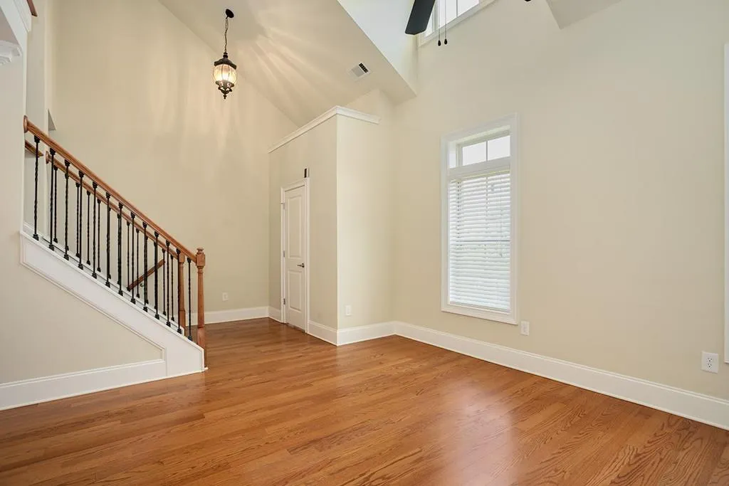 879 Perennial Drive Unit 112, Sandy Springs, Georgia 30328, 2 Bedrooms Bedrooms, ,2 BathroomsBathrooms,Residential,Sold,879 Perennial Drive Unit 112,6045405