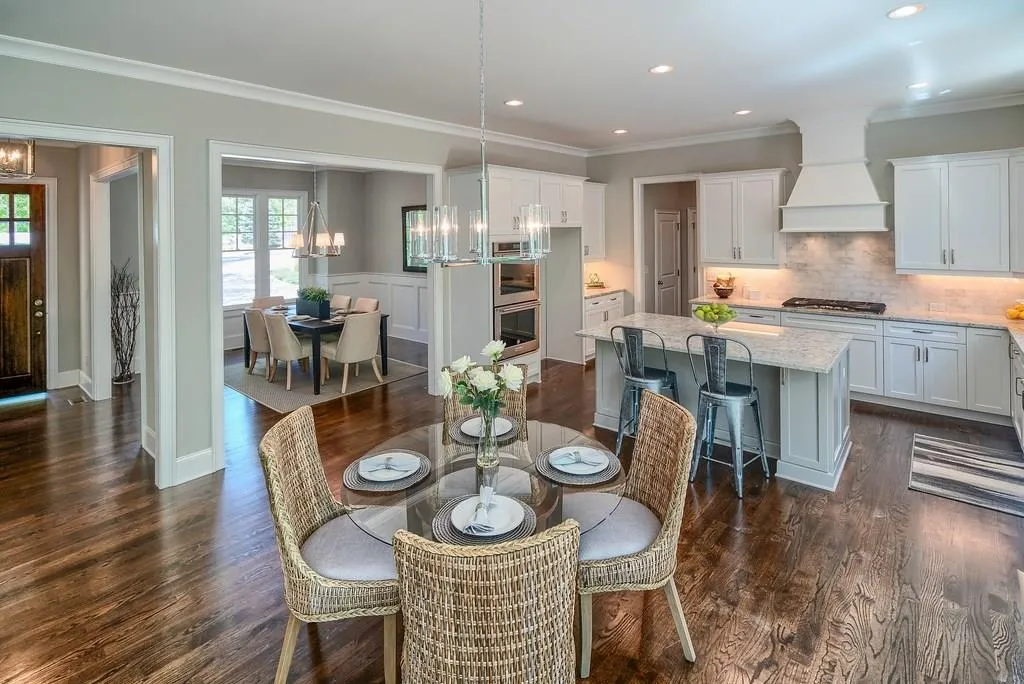 2573 Drew Valley Road Ne, Brookhaven, Georgia 30319, 5 Bedrooms Bedrooms, ,4 BathroomsBathrooms,Residential,Sold,2573 Drew Valley Road Ne,5991056